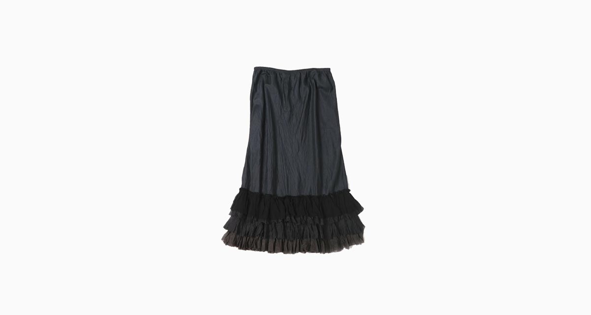 dosaラッフルスカート/ruffule skirt midnightドーサ | マドリガル公式 ...