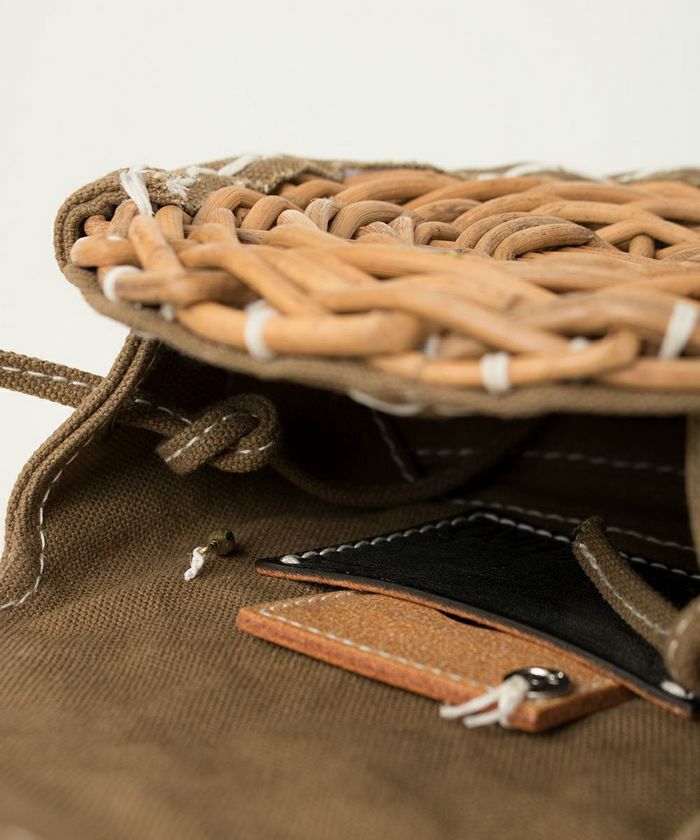 ebagos 防水キャンパス サークルポシェット BEIGE（防水