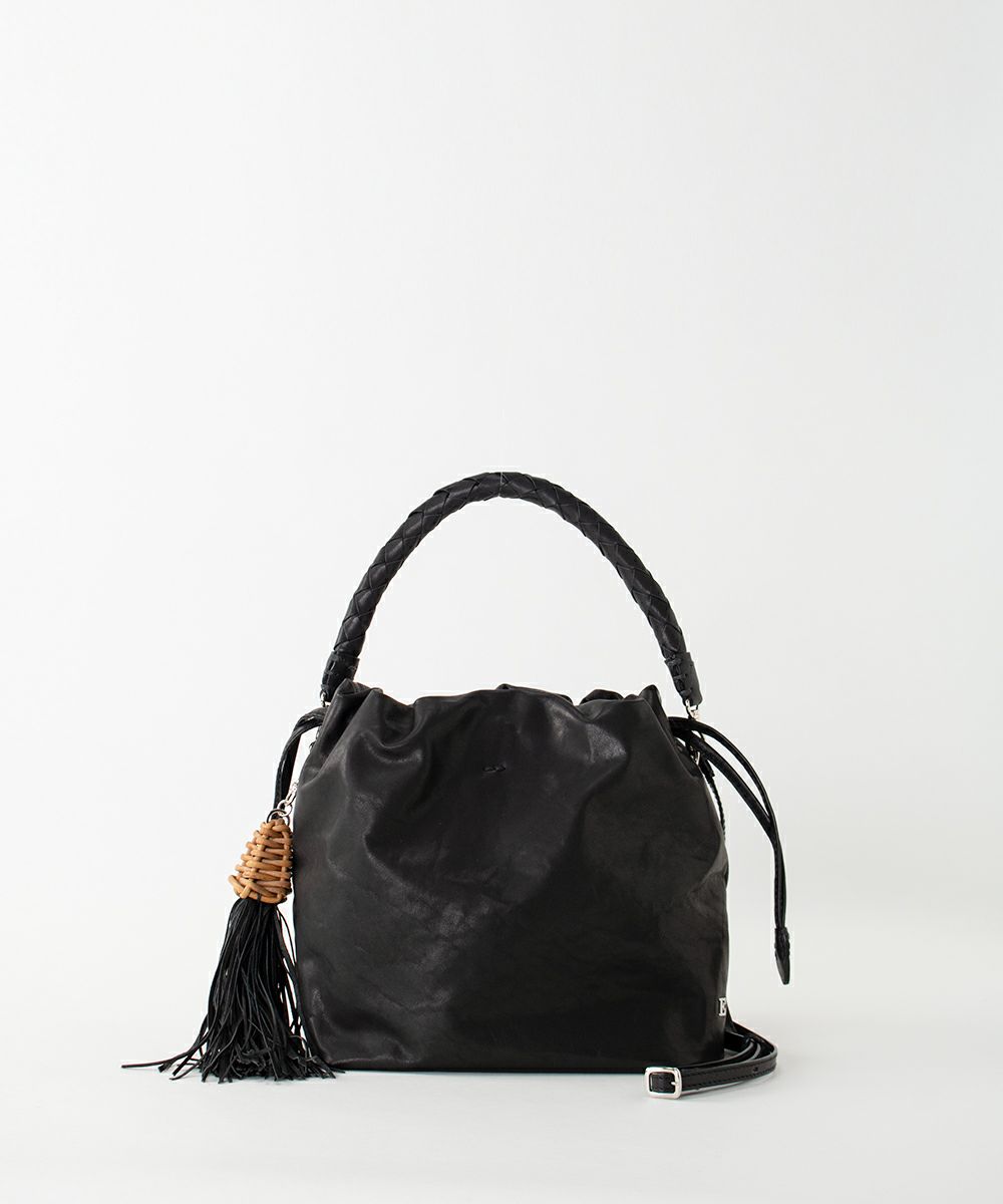 ebagos Amu Amu レザーショルダー BLACKエバゴス | マドリガル公式 