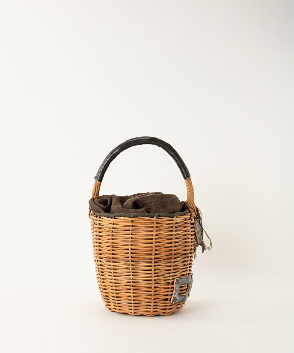 000000027179-01-m.jpg?t=  